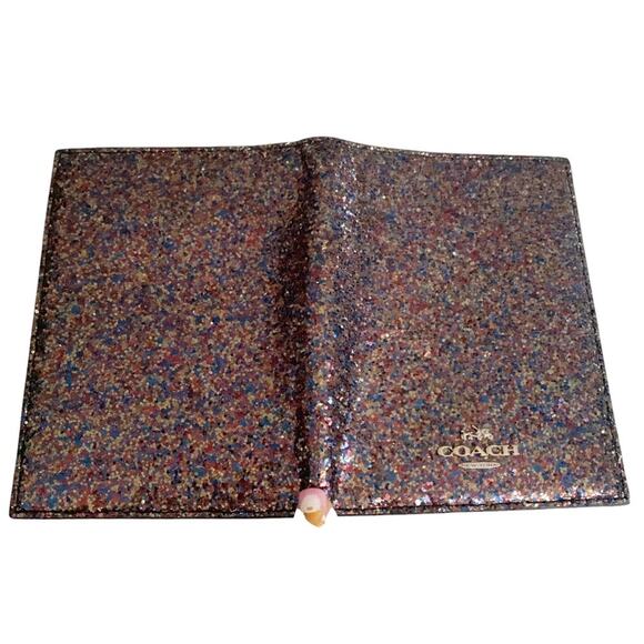 Coach Bronze Glitter Passport Case NWT Hard to Find - Picture 4 of 7